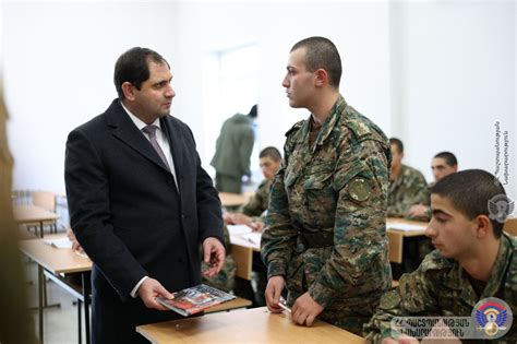 ՀՀ պաշտպանության նախարարը չի բացառում Ռուսաստանից ժամանած զինապարտների զինվորական հավաքների ծանուցումներ ստանալու հնարավորությունը